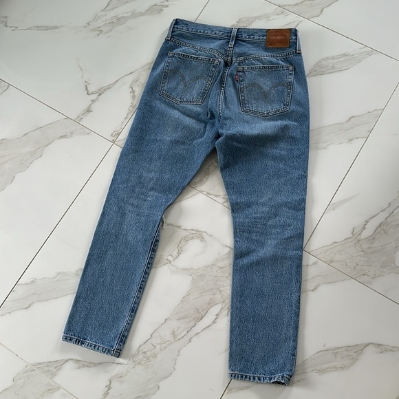 LEVIS 501 Skinny distressed 28 x 28 jeans denim - Picture 8 of 8